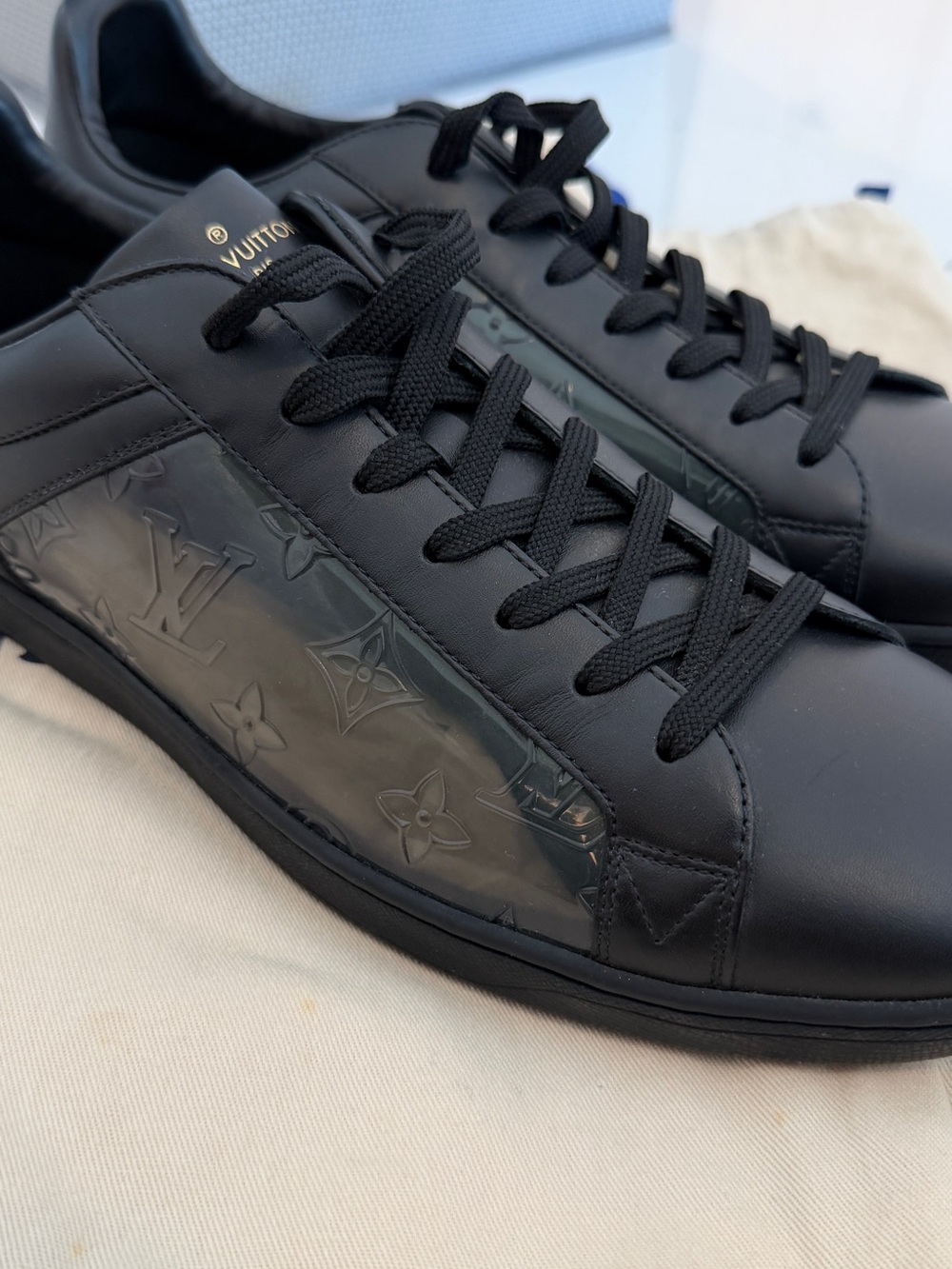 Louis Vuitton Men’s Black Low-Top Leather Sneakers